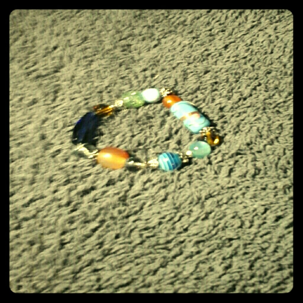 Cute bead bracelet